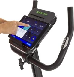 Tunturi Star Fit E100 HR I Plus Hometrainer - Ergometer - Fitnessfiets - Bluetooth - 21 Trainingsprogramma's - 16 Weerstandniveaus - Kleur: Zwart -Fit Verkoop 1161x1200