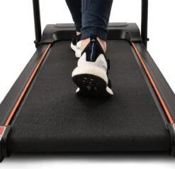 Merax G350 PRO Opvouwbaar Elektrisch Loopband - Inklapbaar Fitness Hardloopband Met Hellingfunctie 28 Merax G350 PRO Opvouwbaar Elektrisch Loopband - Inklapbaar Fitness Hardloopband Met Hellingfunctie -Fit Verkoop 1200x1155 3