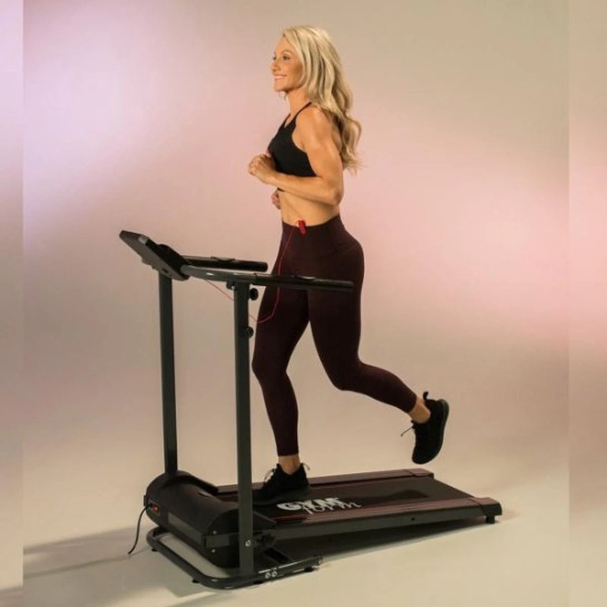 Gymform Slim Fold PRO - Loopband Inklapbaar - Opvouwbaar - Wandelband - LCD Display - Met Hartslagmeter 17 Gymform Slim Fold PRO - Loopband Inklapbaar - Opvouwbaar - Wandelband - LCD Display - Met Hartslagmeter - Afbeelding 15