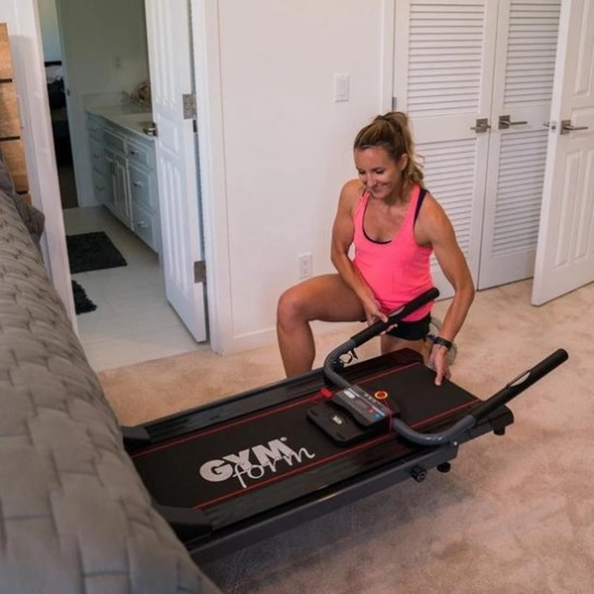 Gymform Slim Fold PRO - Loopband Inklapbaar - Opvouwbaar - Wandelband - LCD Display - Met Hartslagmeter 20 Gymform Slim Fold PRO - Loopband Inklapbaar - Opvouwbaar - Wandelband - LCD Display - Met Hartslagmeter - Afbeelding 18