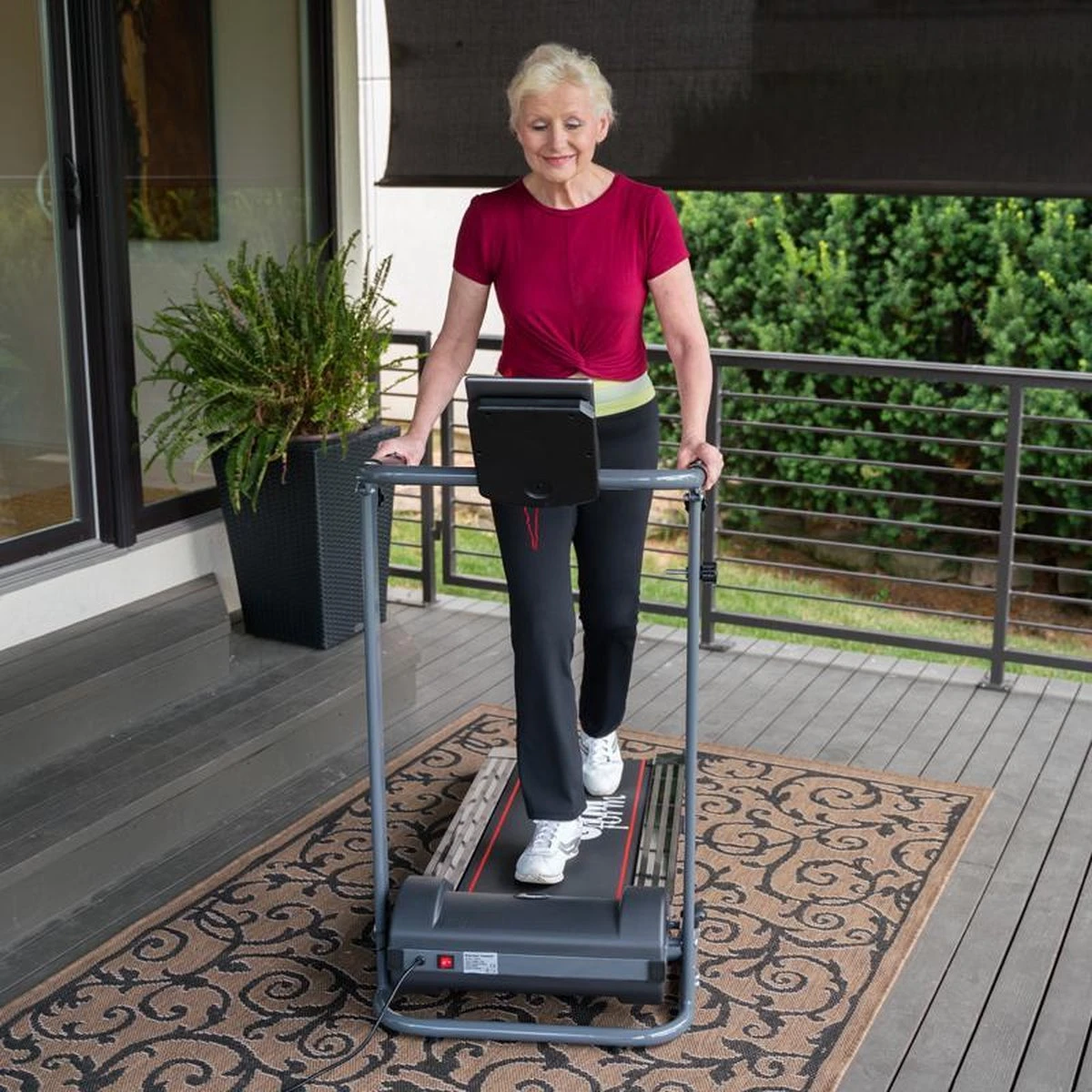 Gymform Slim Fold | Opvouwbare Loopband | Wandelband | LCD Display | Met Hartslagmeter 7 Gymform Slim Fold | Opvouwbare Loopband | Wandelband | LCD Display | Met Hartslagmeter - Afbeelding 5