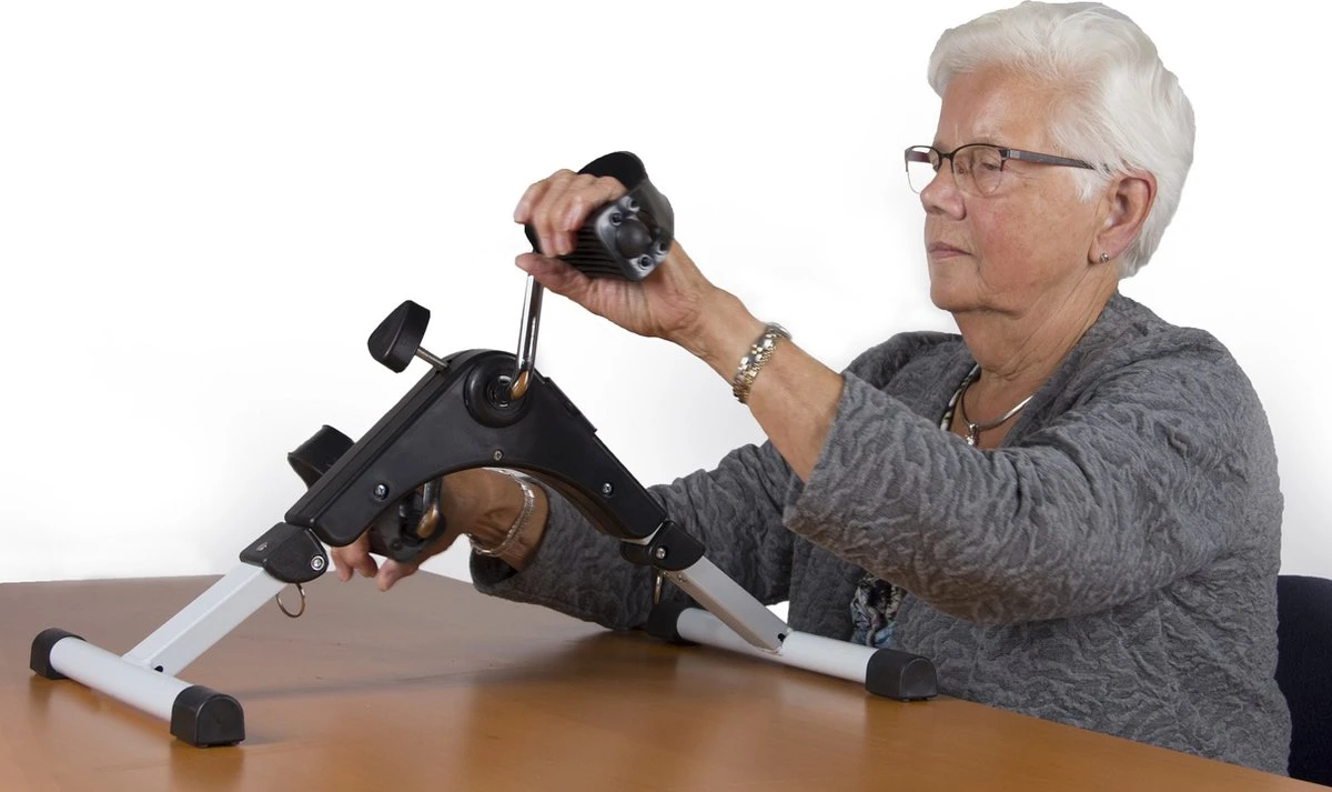 Stoelfiets - VirtuFit V2 Opvouwbare Bureaufiets - Instelbare Weerstand - Hometrainer 8 Stoelfiets - VirtuFit V2 Opvouwbare Bureaufiets - Instelbare Weerstand - Hometrainer - Afbeelding 6