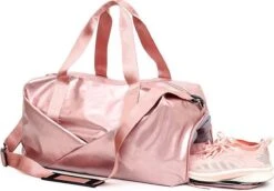 Merkloos Pink Gloss Duffel Bag | Medium Dames Sport Tas | 30 Liter - Roze 17 Merkloos Pink Gloss Duffel Bag | Medium Dames Sport Tas | 30 Liter - Roze -Fit Verkoop 1200x835 3