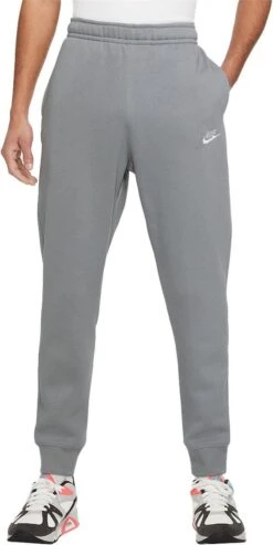 NIKE Sportswear Club Joggers Een Broek Heren - Maat S