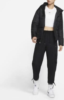 Nike Sportswear Therma-FIT Classic Dames Jas - Maat M -Fit Verkoop 772x1200 2