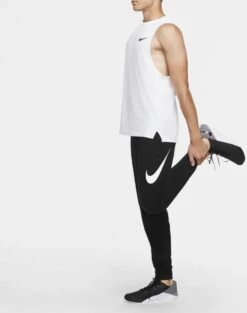 Nike Dri-FIT Tapered Sportbroek Heren - Maat M -Fit Verkoop 947x1200