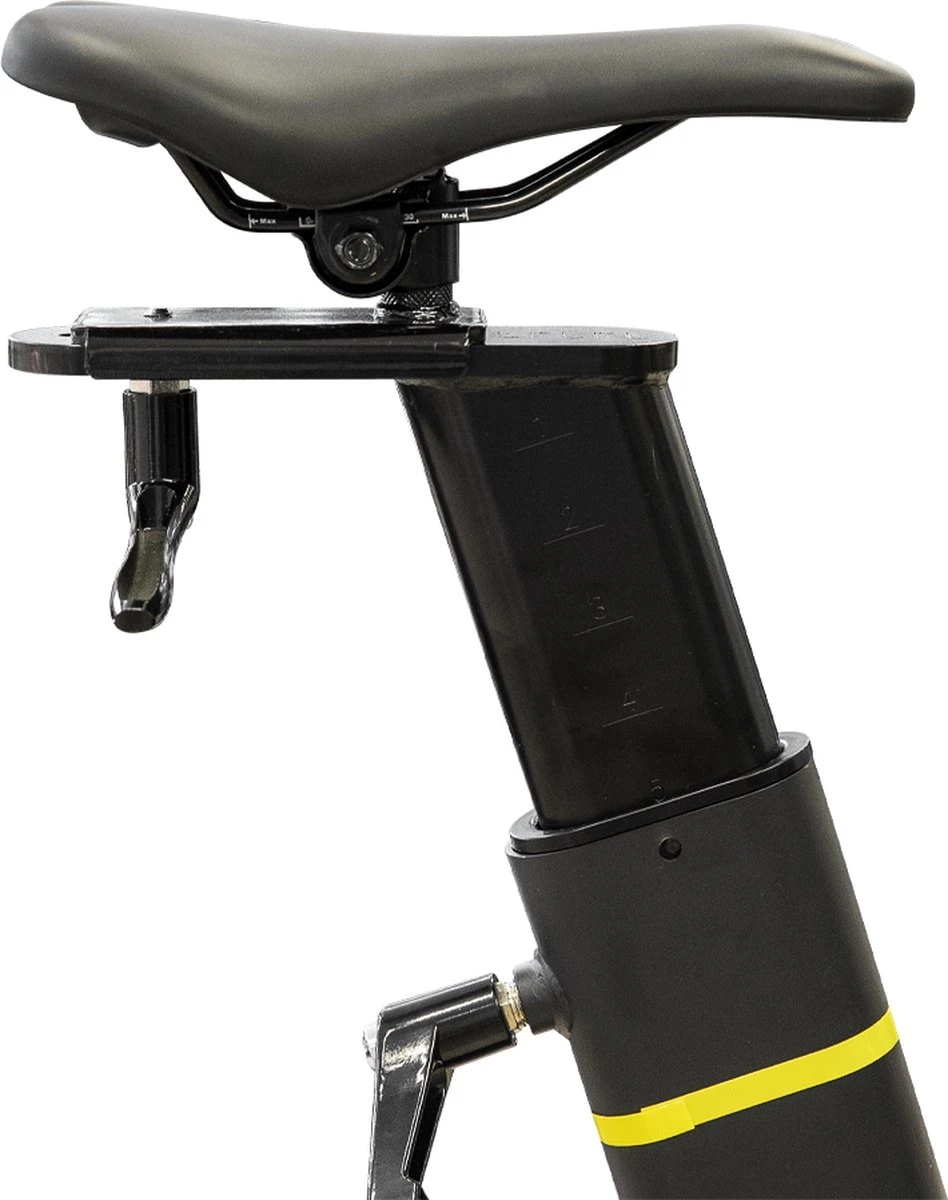 FitBike Race Magnetic Pro - Indoor Cycle - Fitness Fiets - Professioneel - Magnetisch Weerstandsysteem - Sport Fiets Voor Intensief Gebruik 12 FitBike Race Magnetic Pro - Indoor Cycle - Fitness Fiets - Professioneel - Magnetisch Weerstandsysteem - Sport Fiets Voor Intensief Gebruik - Afbeelding 10